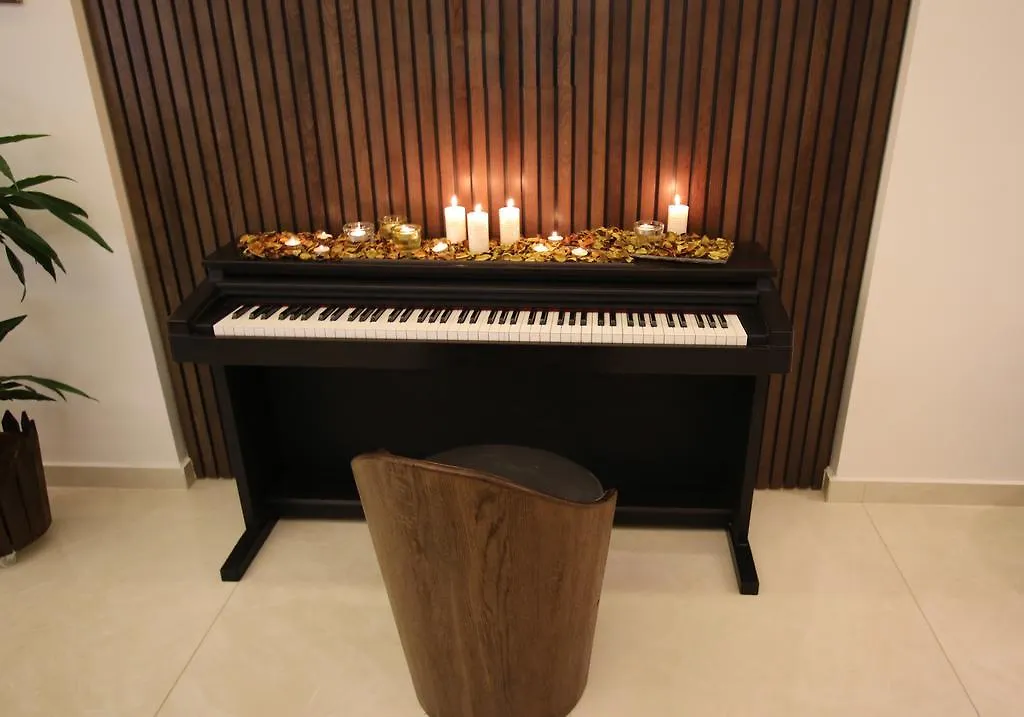 Berkeley Hotel Beirut 3*,  Lebanon