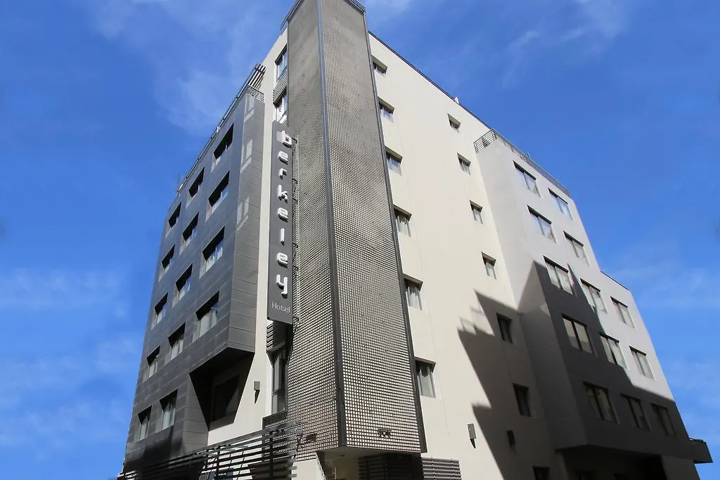 Berkeley Hotel location